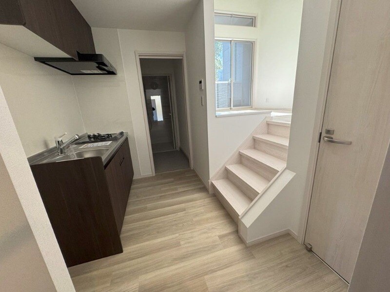 物件内観写真3　(別号室)