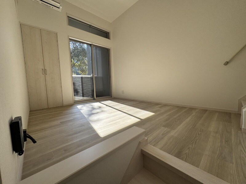 物件内観写真8　(別号室)