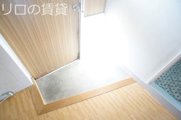 玄関(別号室イメージ)