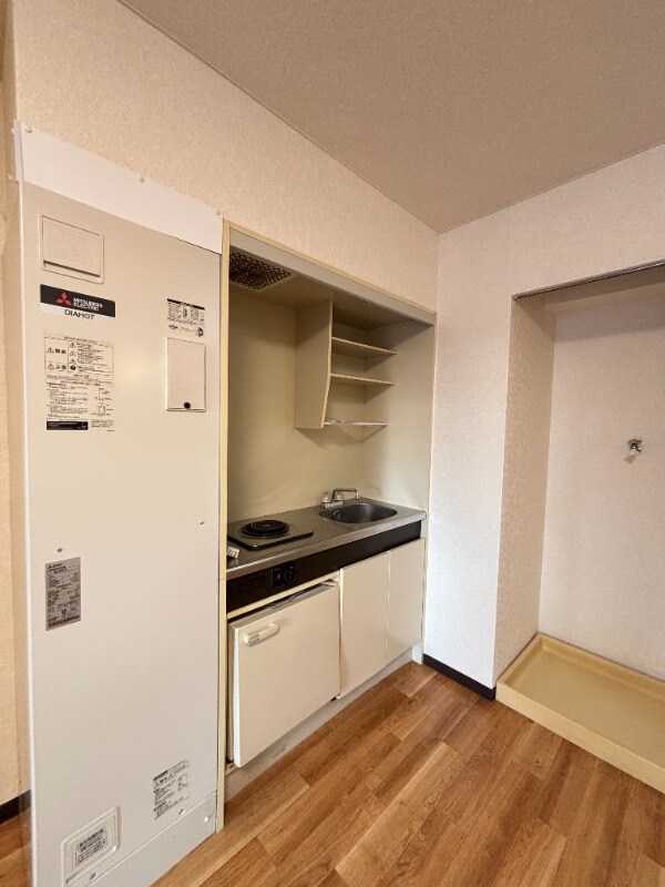 物件内観写真4　(605号室　写真)