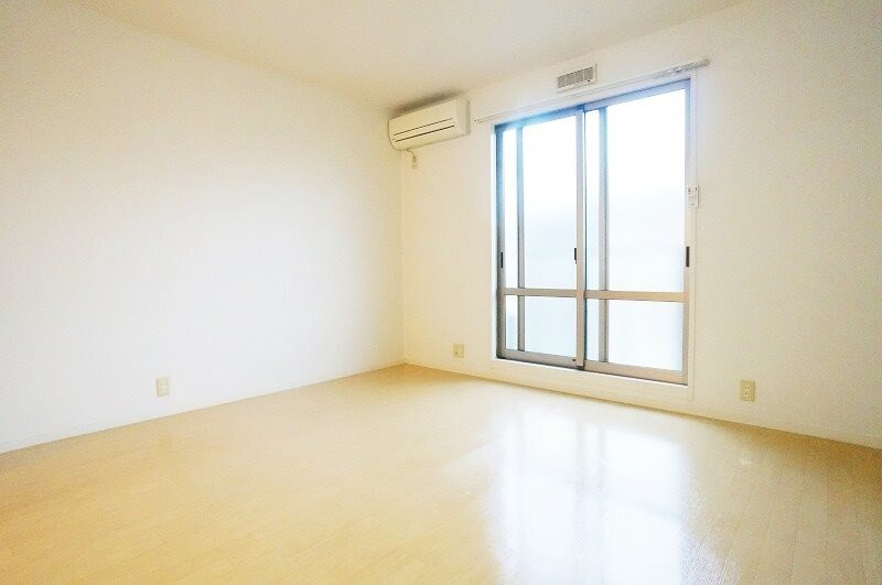 物件内観写真3　(別号室)