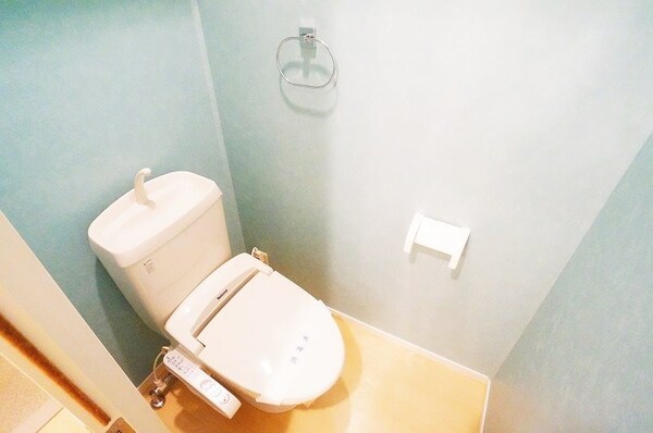 トイレ(別号室)