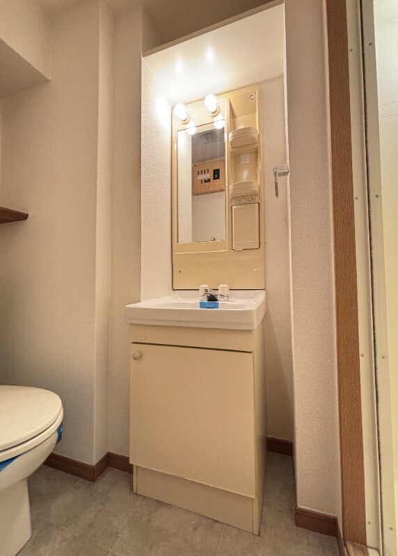 物件内観写真11　(805号室　写真)