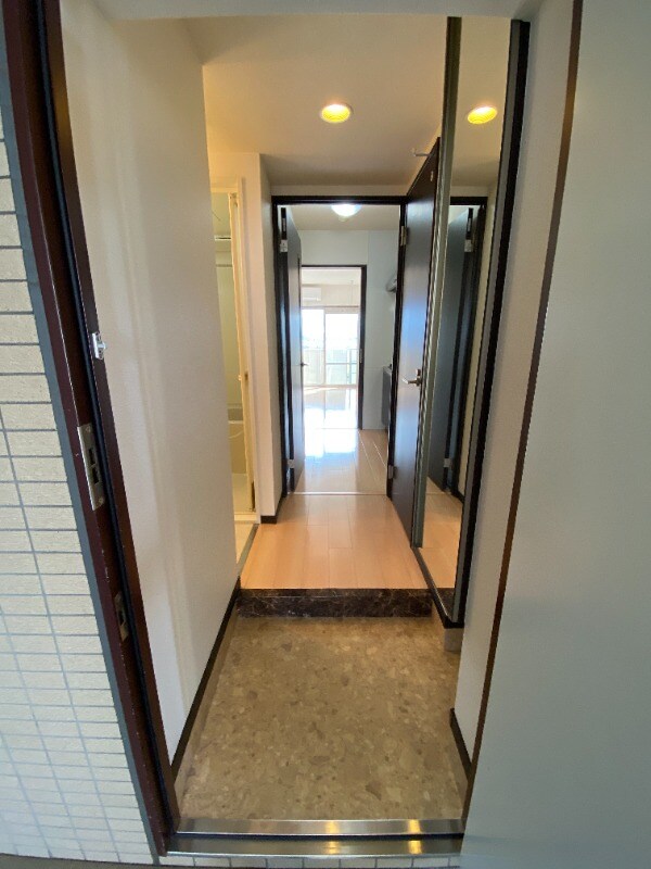 物件内観写真2　(別号室)