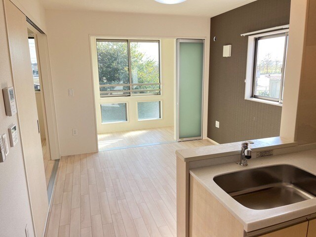 物件内観写真4　(同型参照)