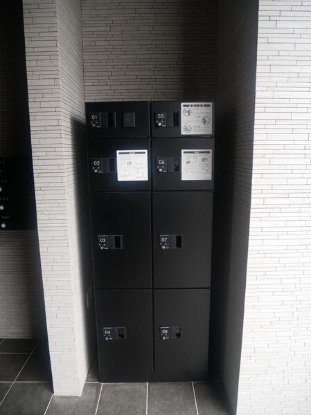 物件外観写真4　(宅配ボックス)