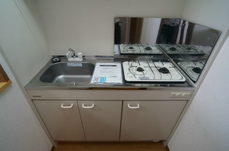 物件内観写真2　(別号室)