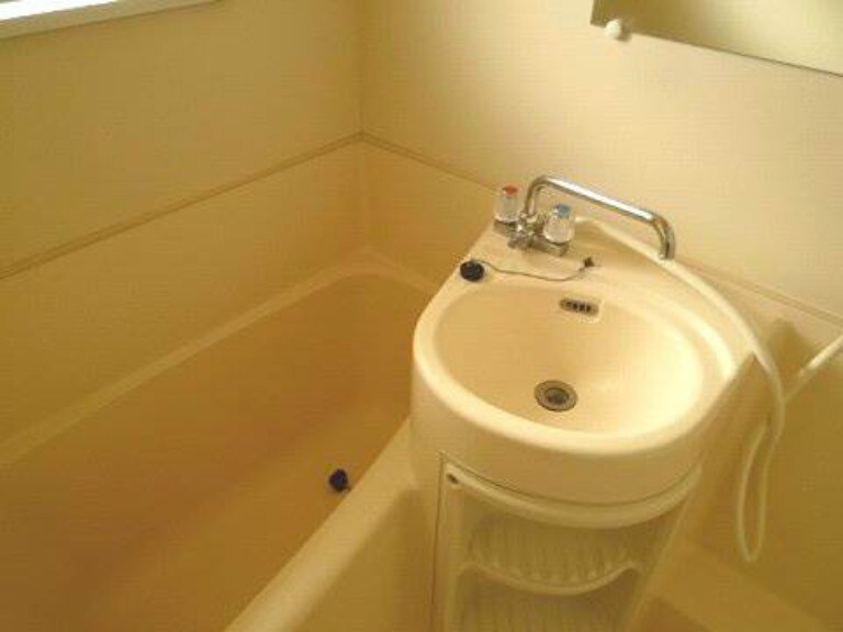 物件内観写真5　(お風呂)