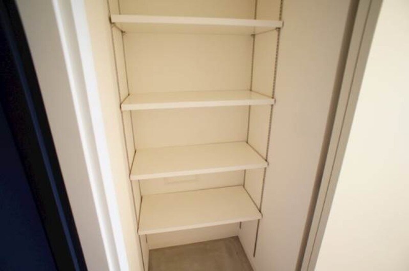 物件内観写真11　(別号室)