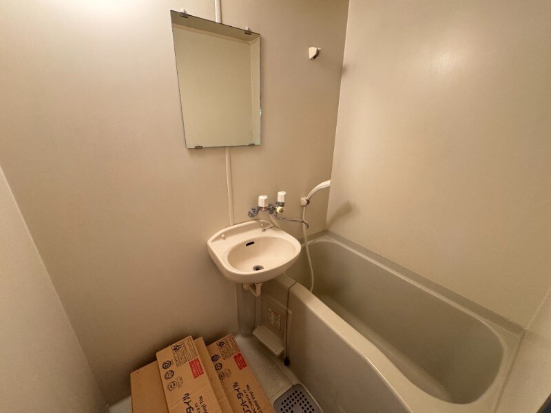 物件内観写真6　(別号室)