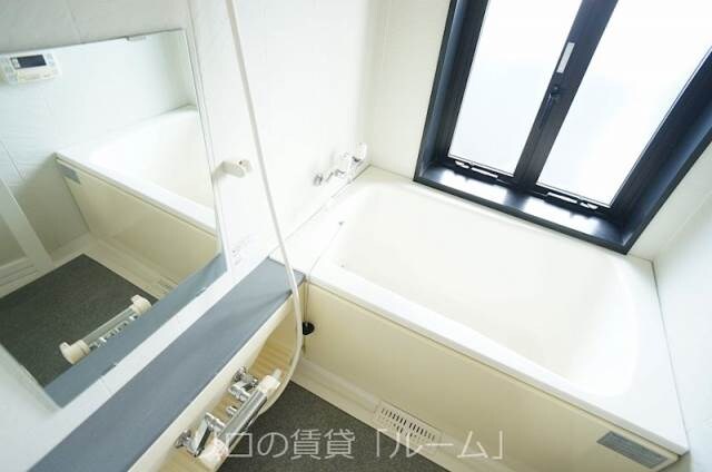 物件内観写真6　(同型イメージ)