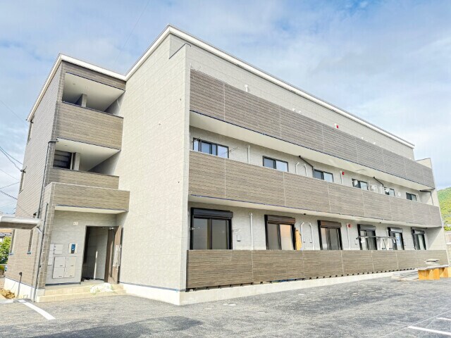 物件外観写真1　(外観)