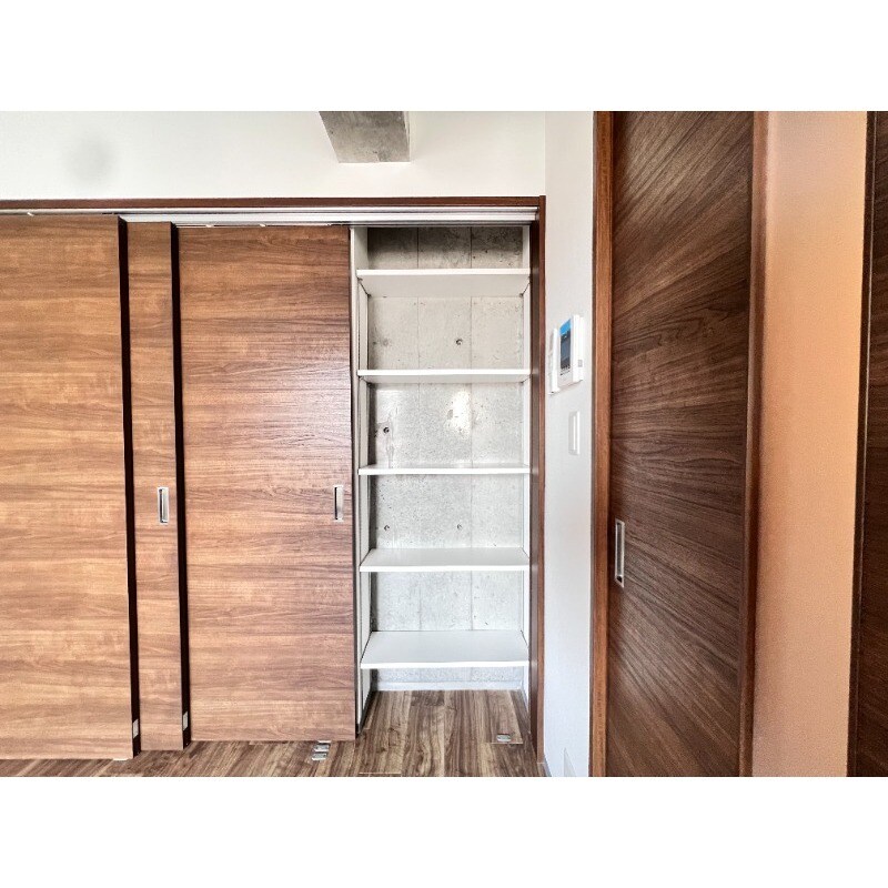 物件内観写真12　(別号室)