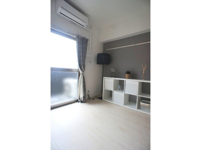 物件内観写真3　(同型イメージ)