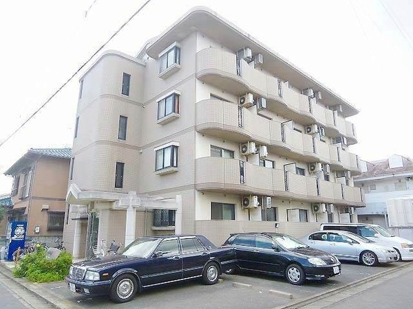 建物外観(キレイな外観)