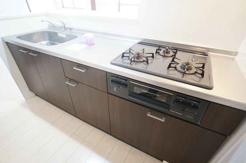 物件内観写真4　(同型タイプ)