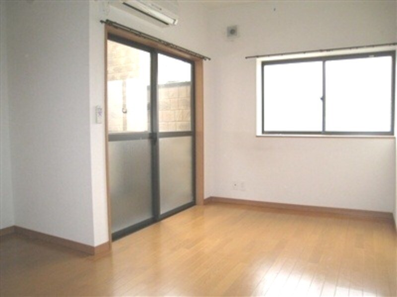 物件内観写真3　(別号室イメージ)