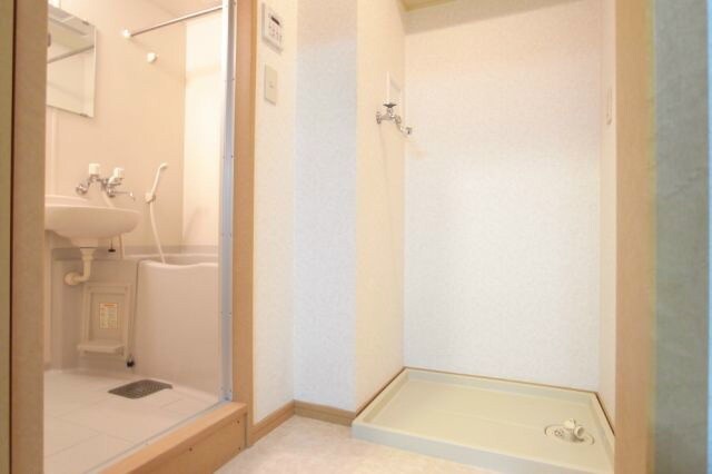 物件内観写真13　(別号室)