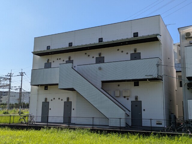 物件外観写真1　(外観)