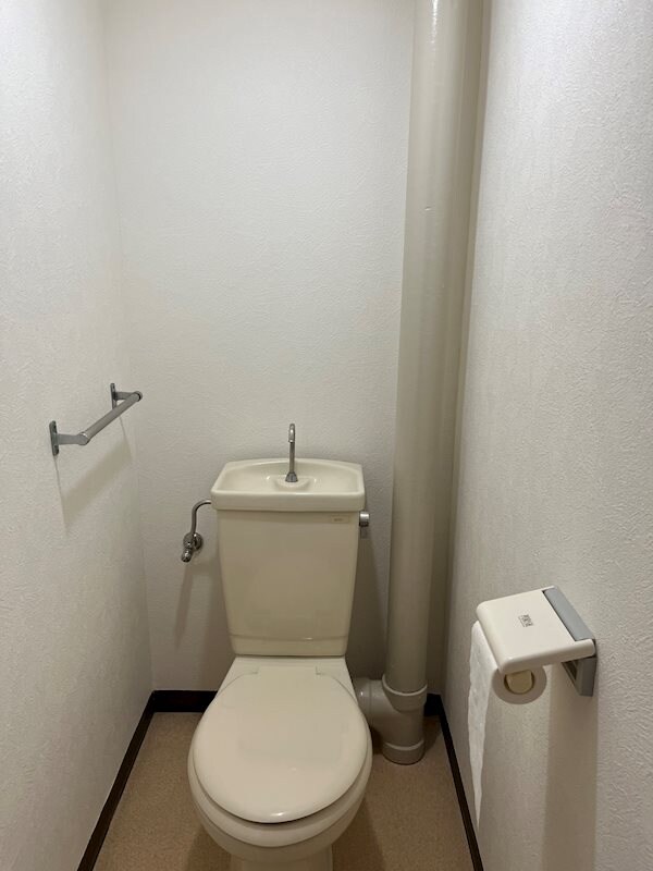 物件内観写真10　(別号室)