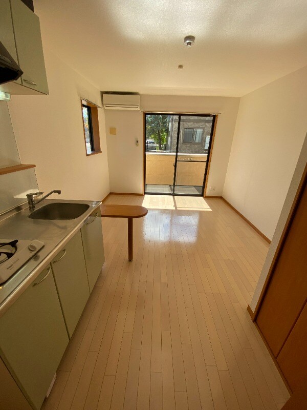 物件内観写真3　(別号室)