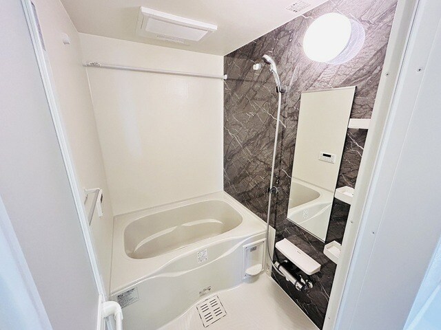 物件内観写真6　(同型イメージ)