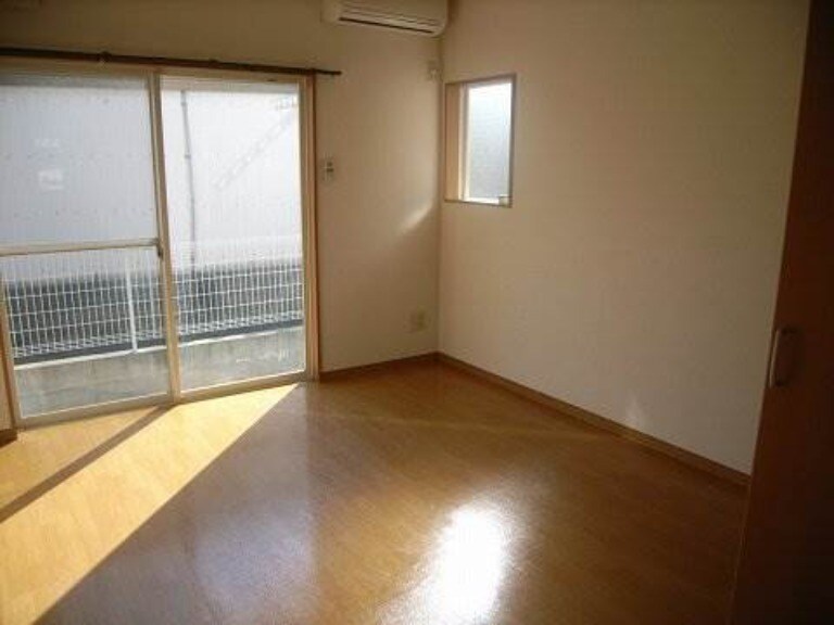 物件内観写真6　(別号室)