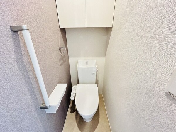 トイレ(同型イメージ)