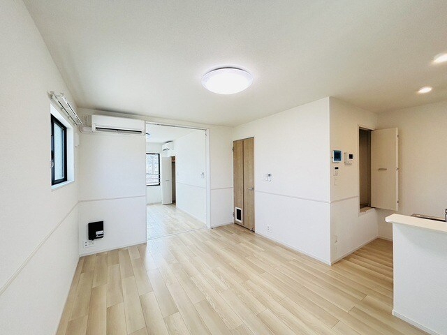 物件内観写真11　(同型イメージ)