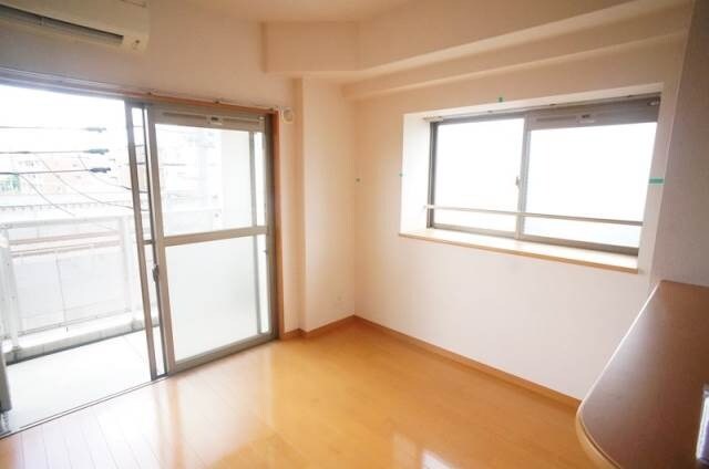 物件内観写真5　(別号室)