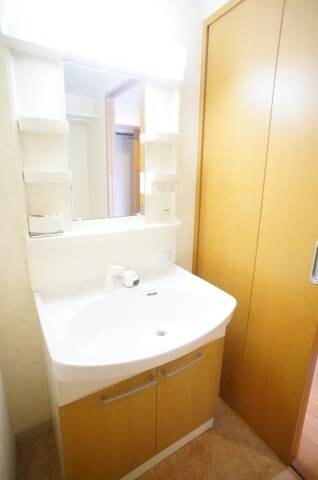 物件内観写真9　(別号室)