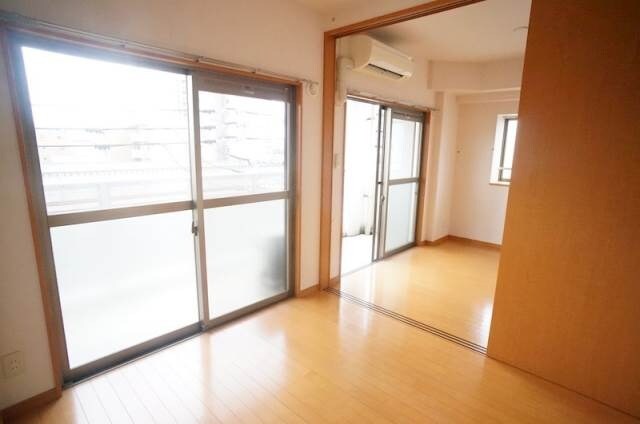 物件内観写真11　(別号室)