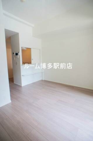 物件内観写真5　(リビング)