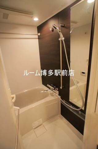 物件内観写真6　(浴室)