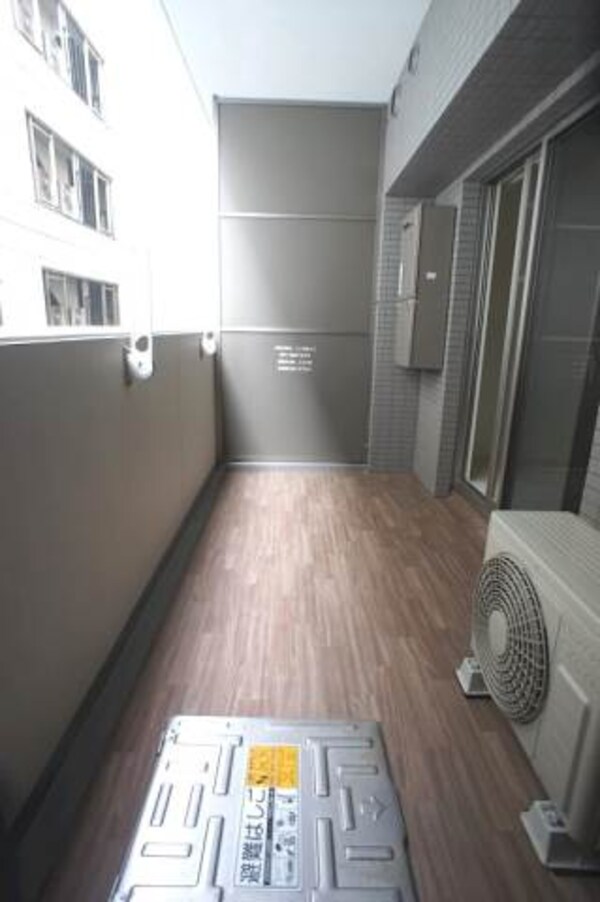 バルコニー(サーモスタット水栓付いてます)