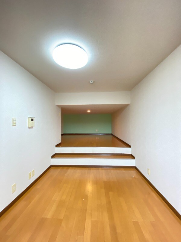 物件内観写真5　(別号室)