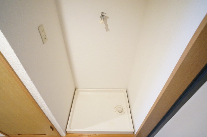 物件内観写真12　(別号室)