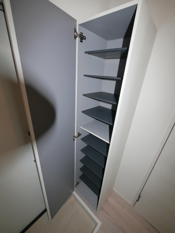 物件内観写真2　(別号室)