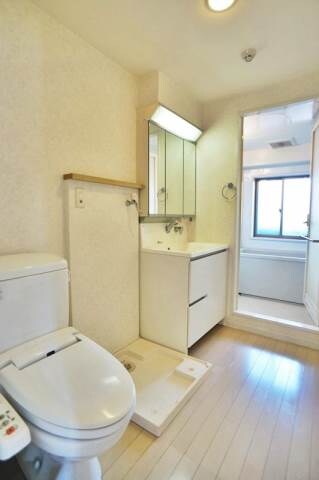 物件内観写真3　(同型イメージ)