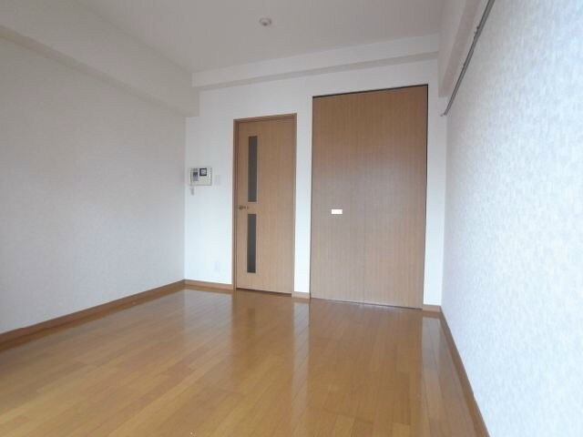 物件内観写真4　(別号室)