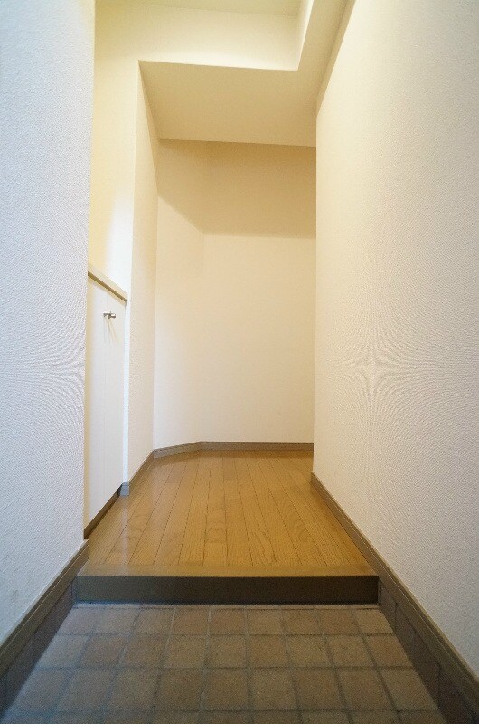 物件内観写真3　(別号室)