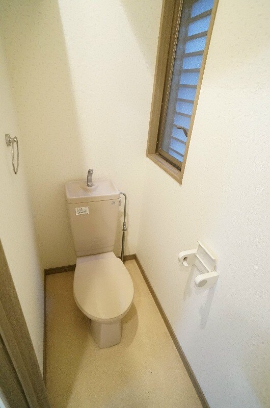 物件内観写真11　(別号室)