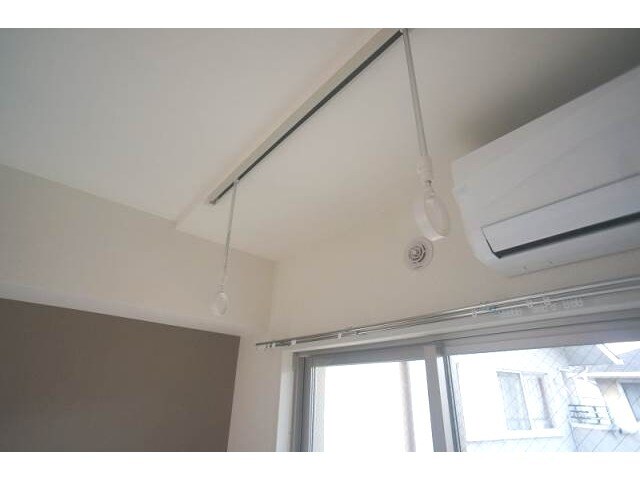 物件内観写真11　(同型イメージ)