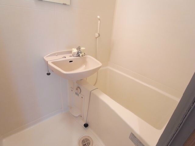 物件内観写真9　(別号室)