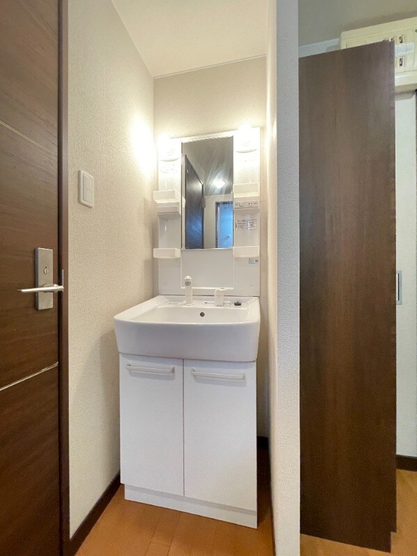 物件内観写真9　(別号室)