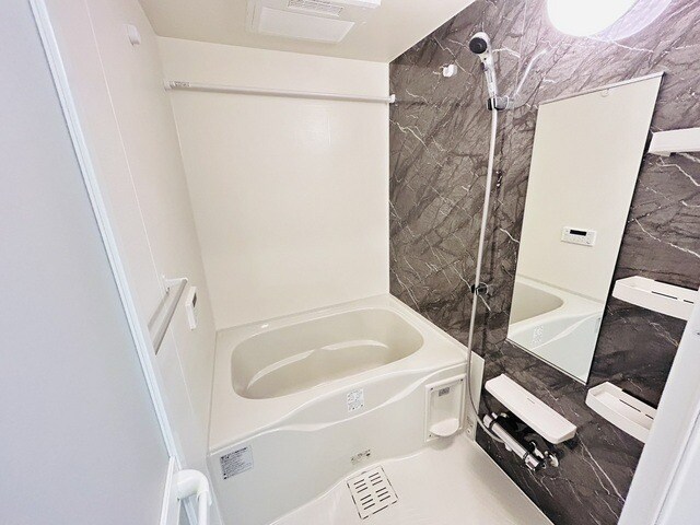 物件内観写真6　(同型イメージ)