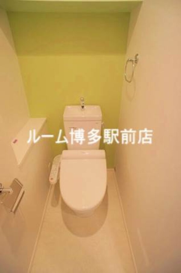 トイレ(別号室)