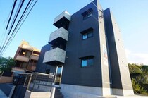 鹿児島本線 春日駅 3階建 建築中の外観写真