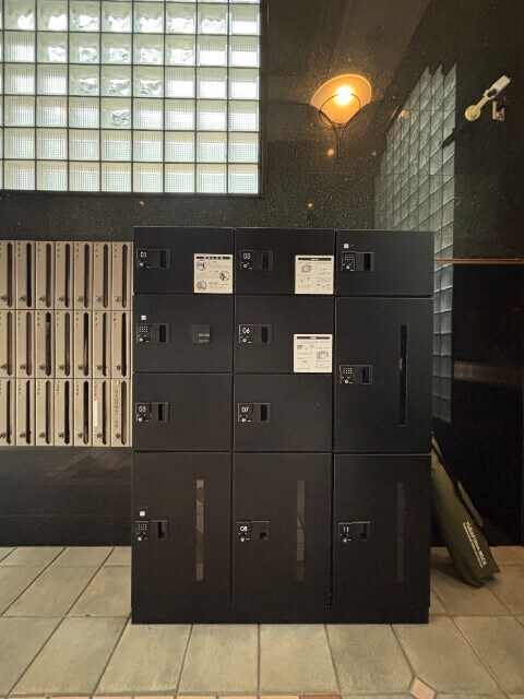 物件外観写真3　(宅配ボックス)