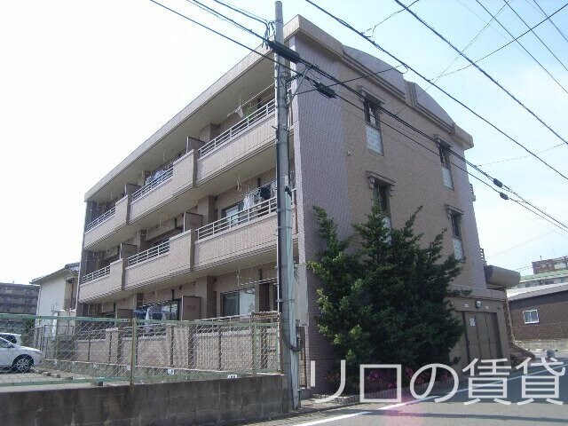 物件外観写真2　(エントランス)